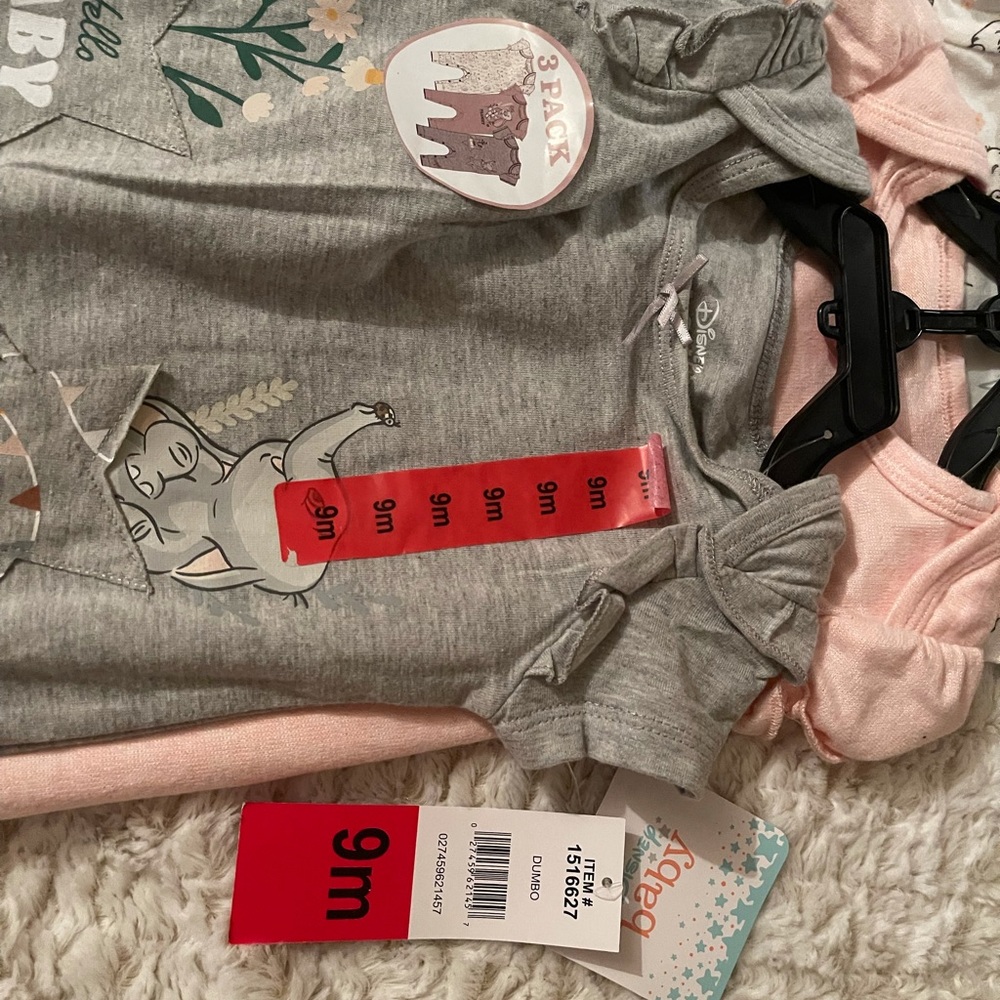 Disney Dumbo 3 pack onesies Gray, pink, and white with Dumbo prints in all 3 - Picture 5 of 5